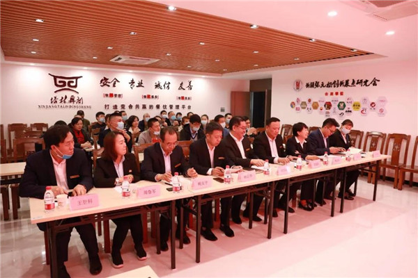 來(lái)吧，展示！競(jìng)聘舞臺(tái)各顯其能